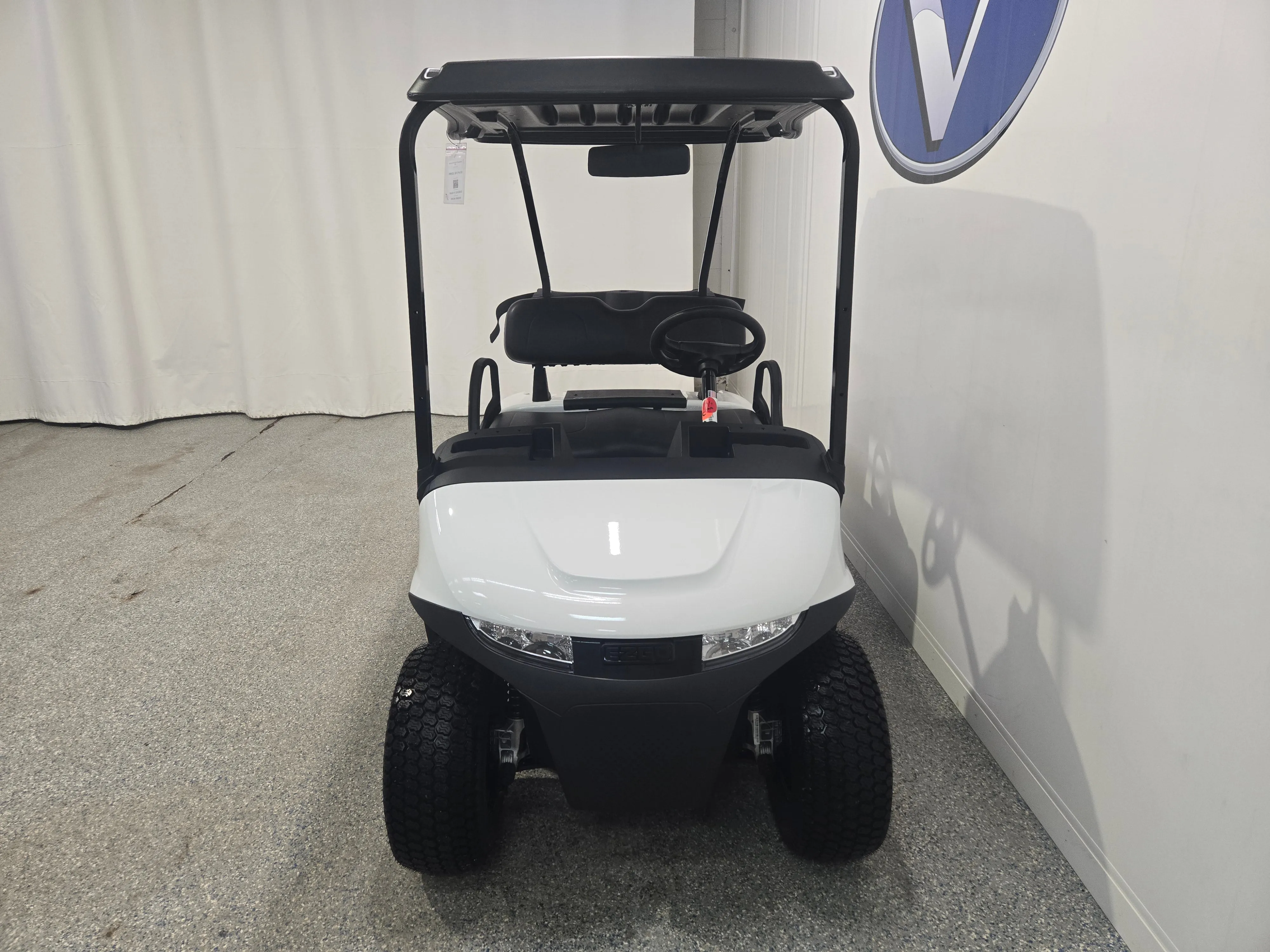 2025 E-Z-GO Valor 2 Passenger Gas