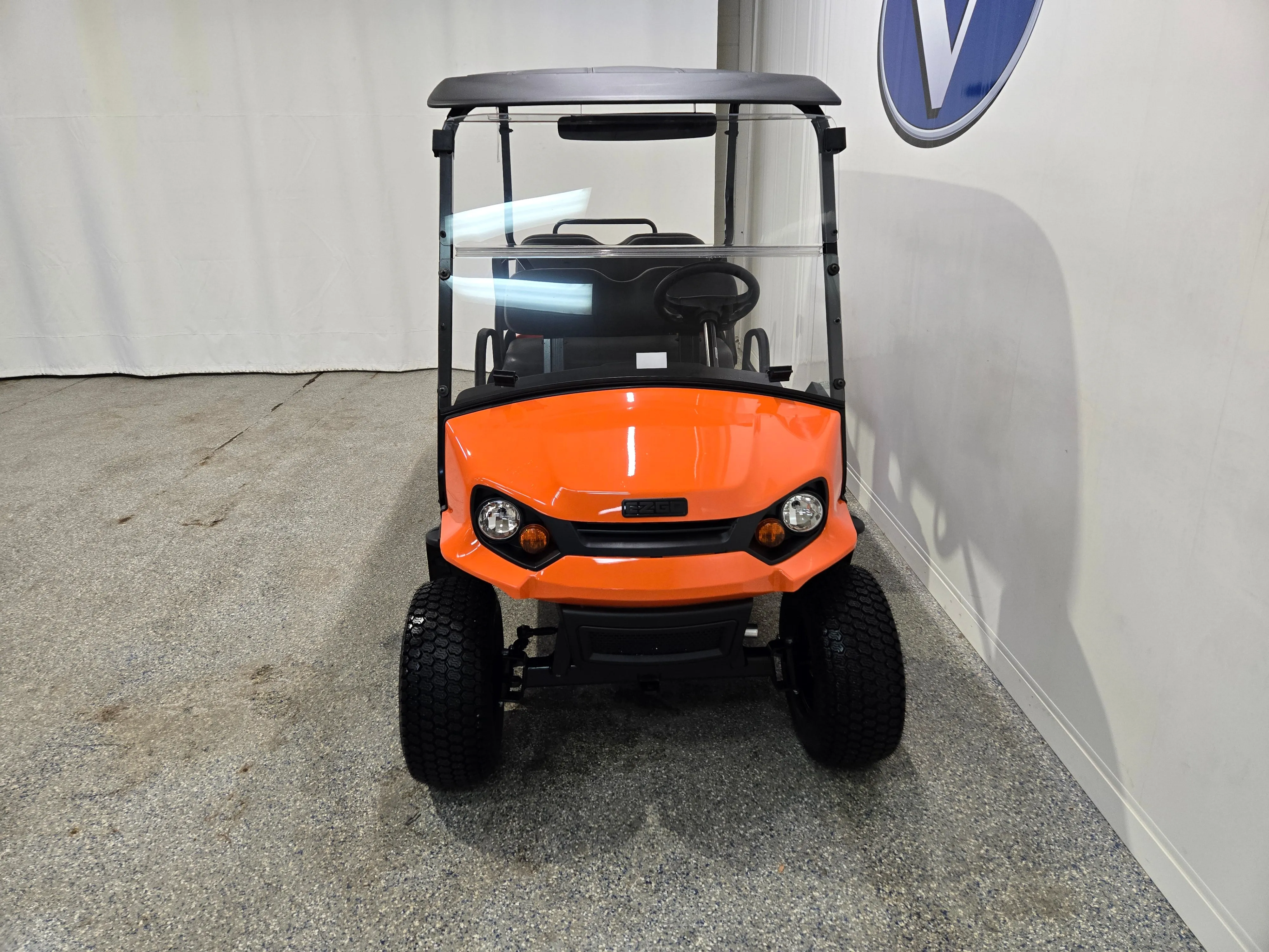 2025 E-Z-GO Valor 6 Passenger Electric