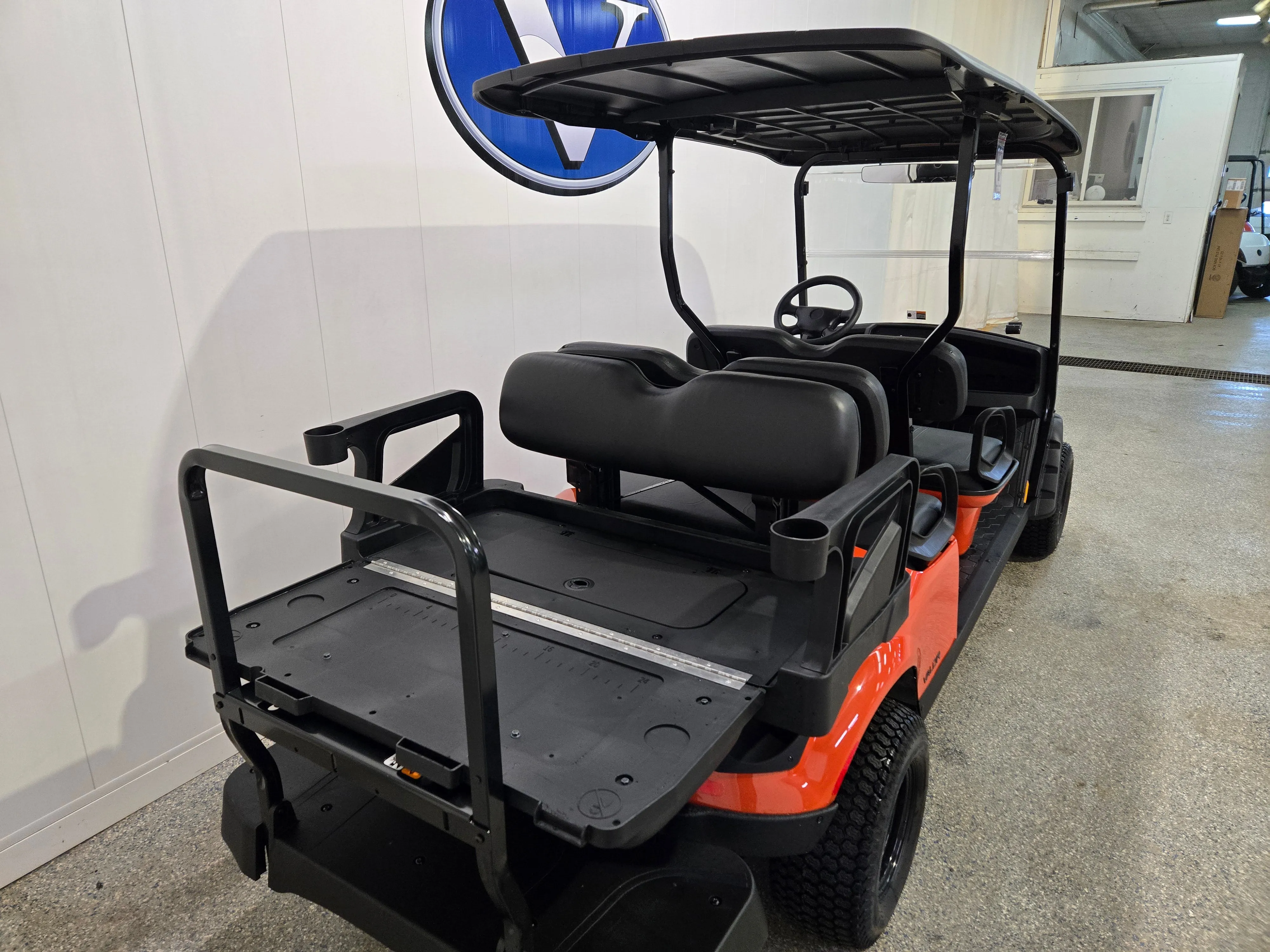 2025 E-Z-GO Valor 6 Passenger Electric