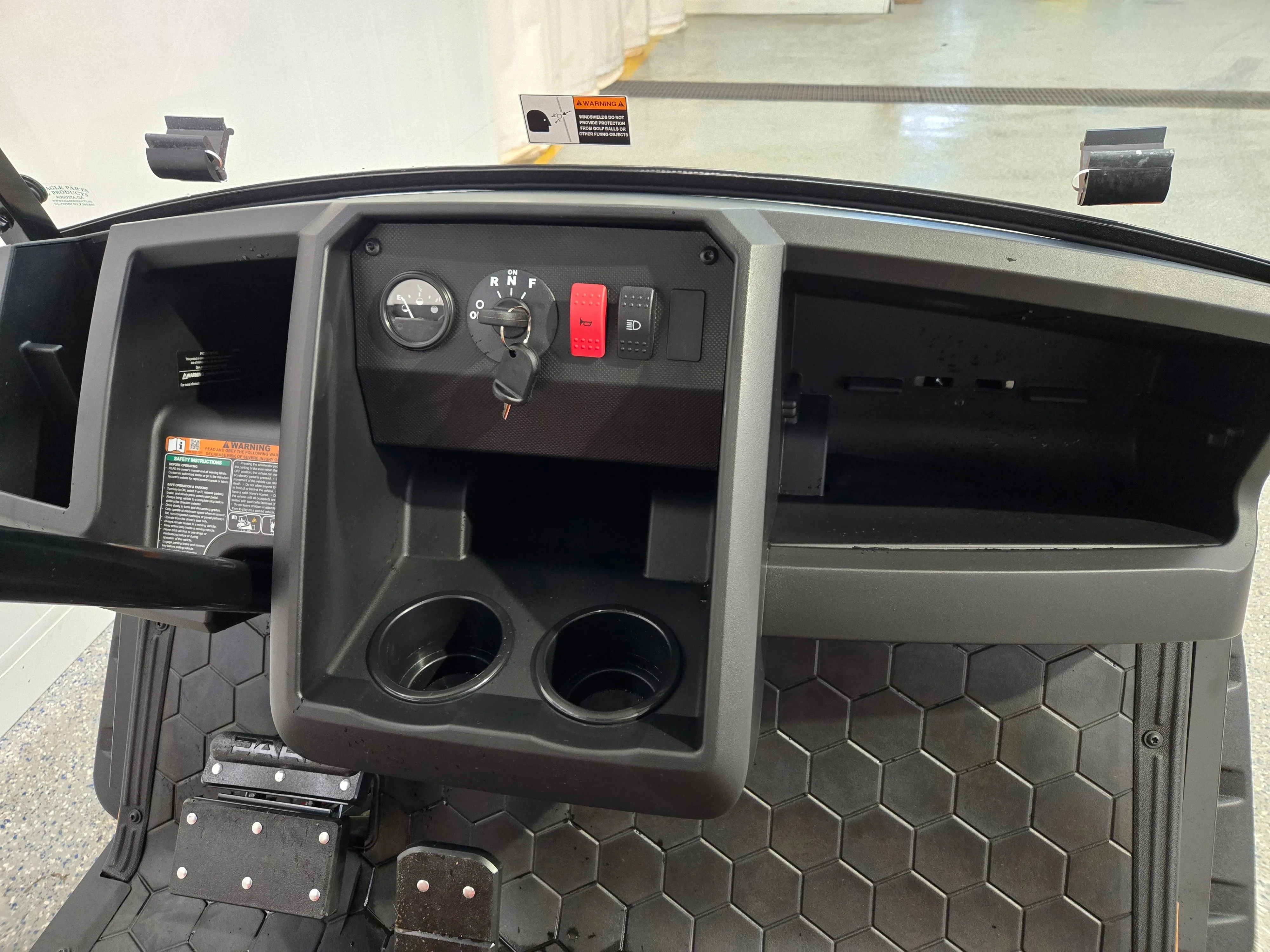 2025 E-Z-GO Valor 6 Passenger Electric