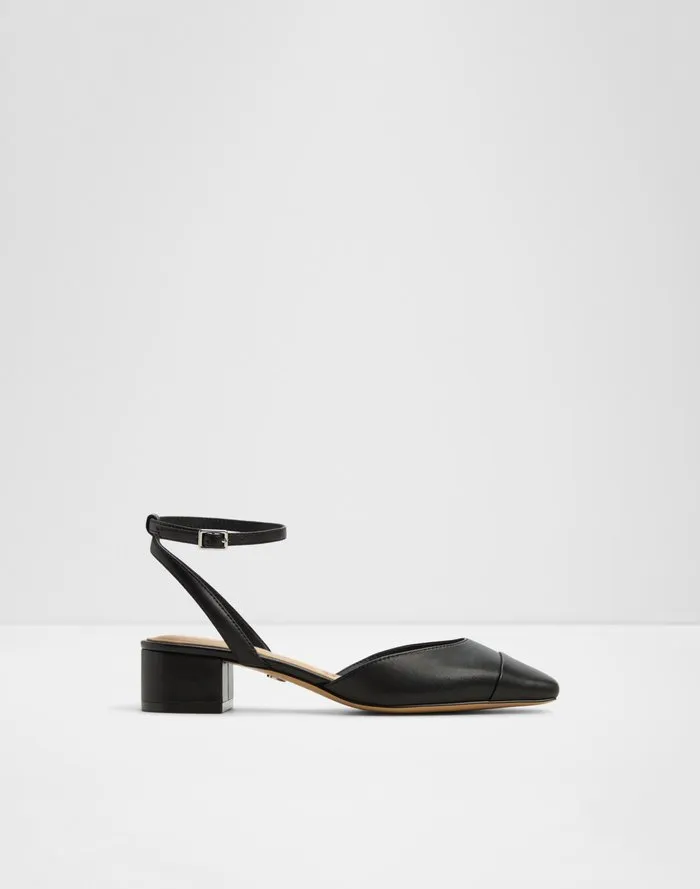 Adriena / Flat Shoes