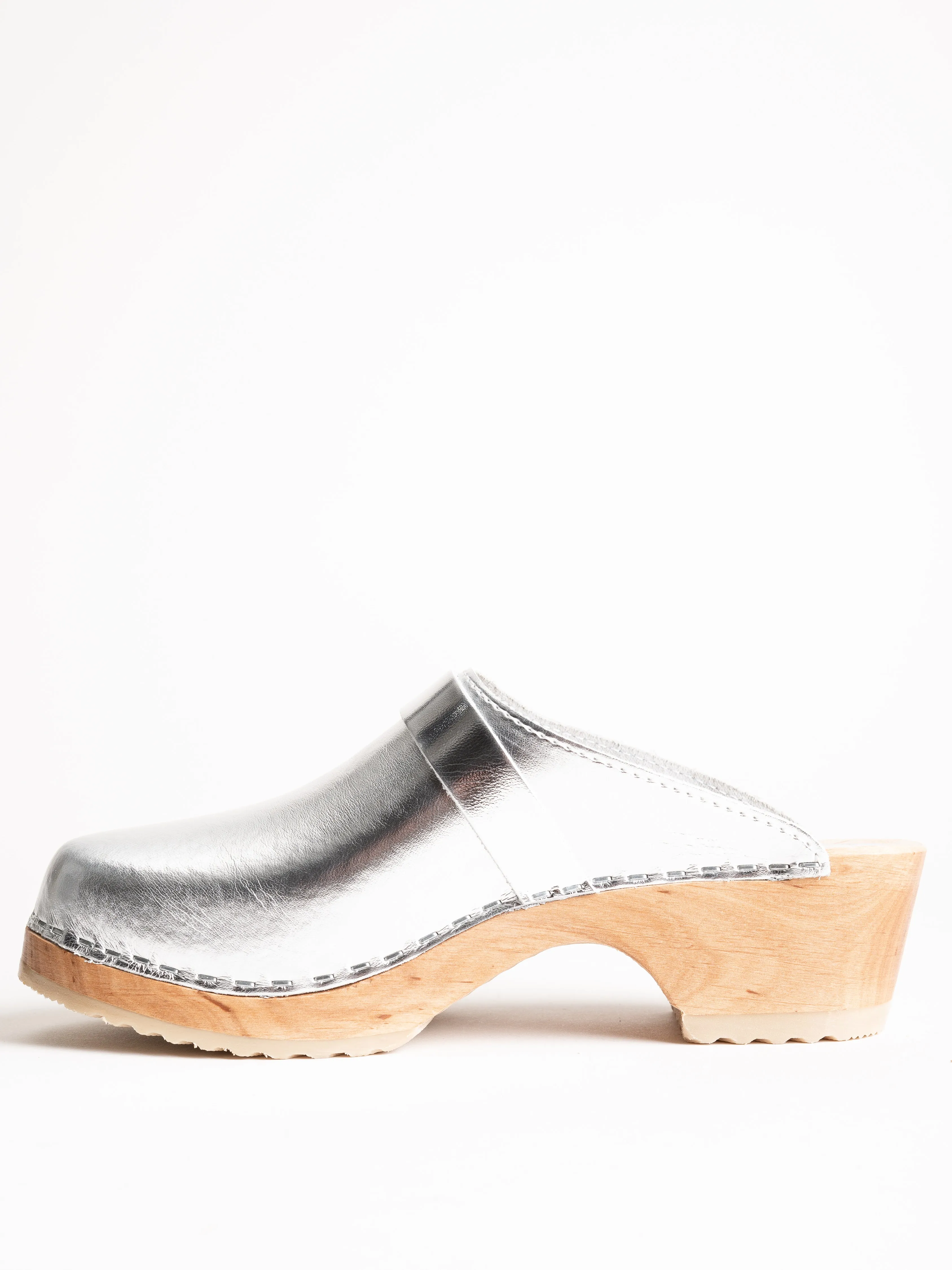 berkeley clog - silver