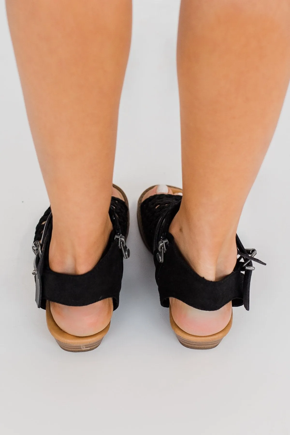 Blowfish Balla-D Sandals - Black Woven