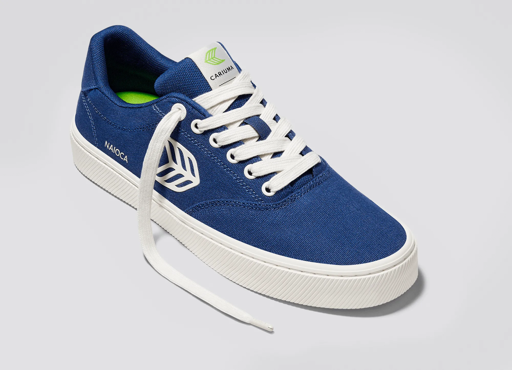 Cariuma Womens Naioca Shoes
