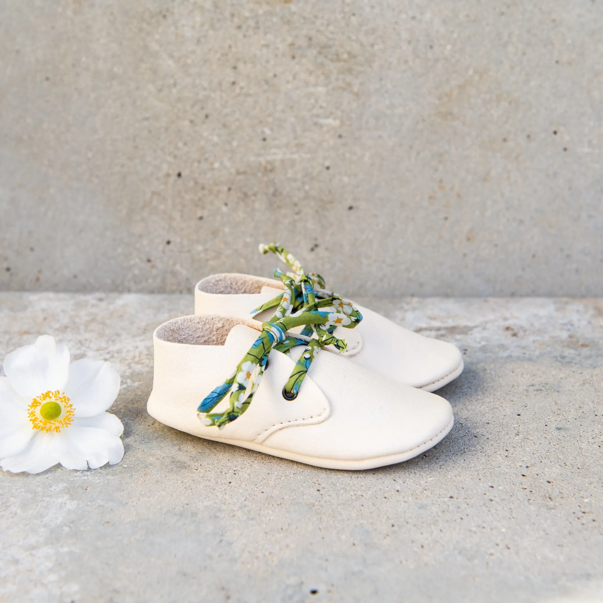 CREAM TRAVELLERS WITH LIBERTY PRINT LACES
