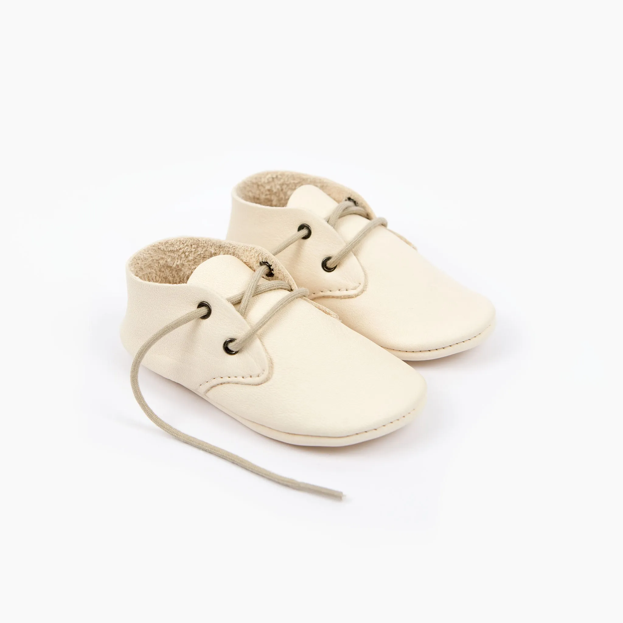 CREAM TRAVELLERS
