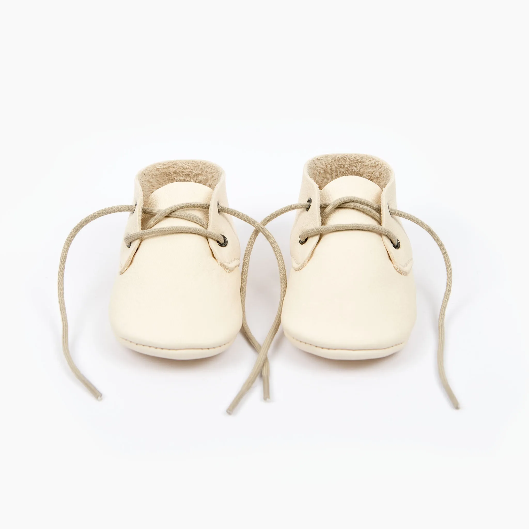 CREAM TRAVELLERS