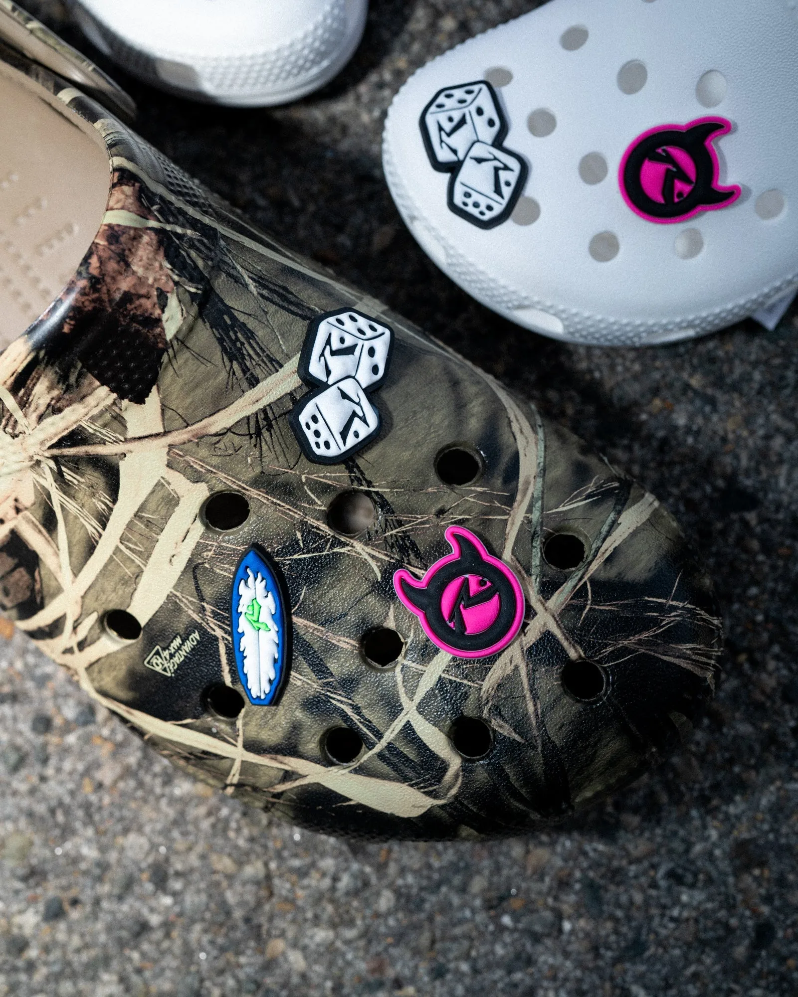 Devil Horns Rdot Charm For Shoes