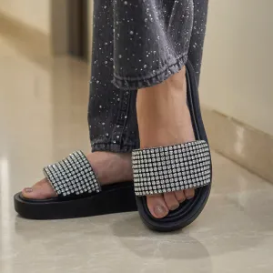 Diamond Strapped Black Flatform