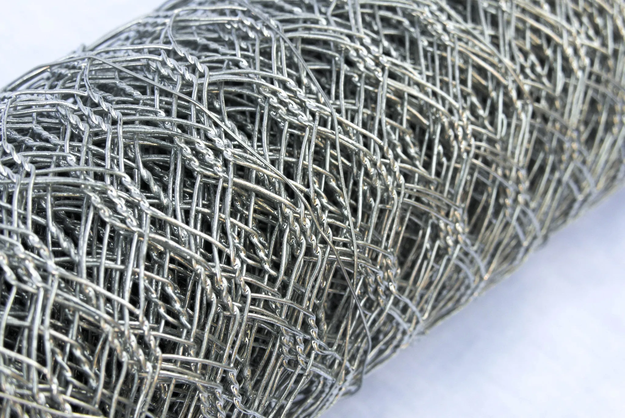 Digger's RootGuardTM 5 Foot x 100 Foot (500 Sq Ft) Gopher Wire Roll