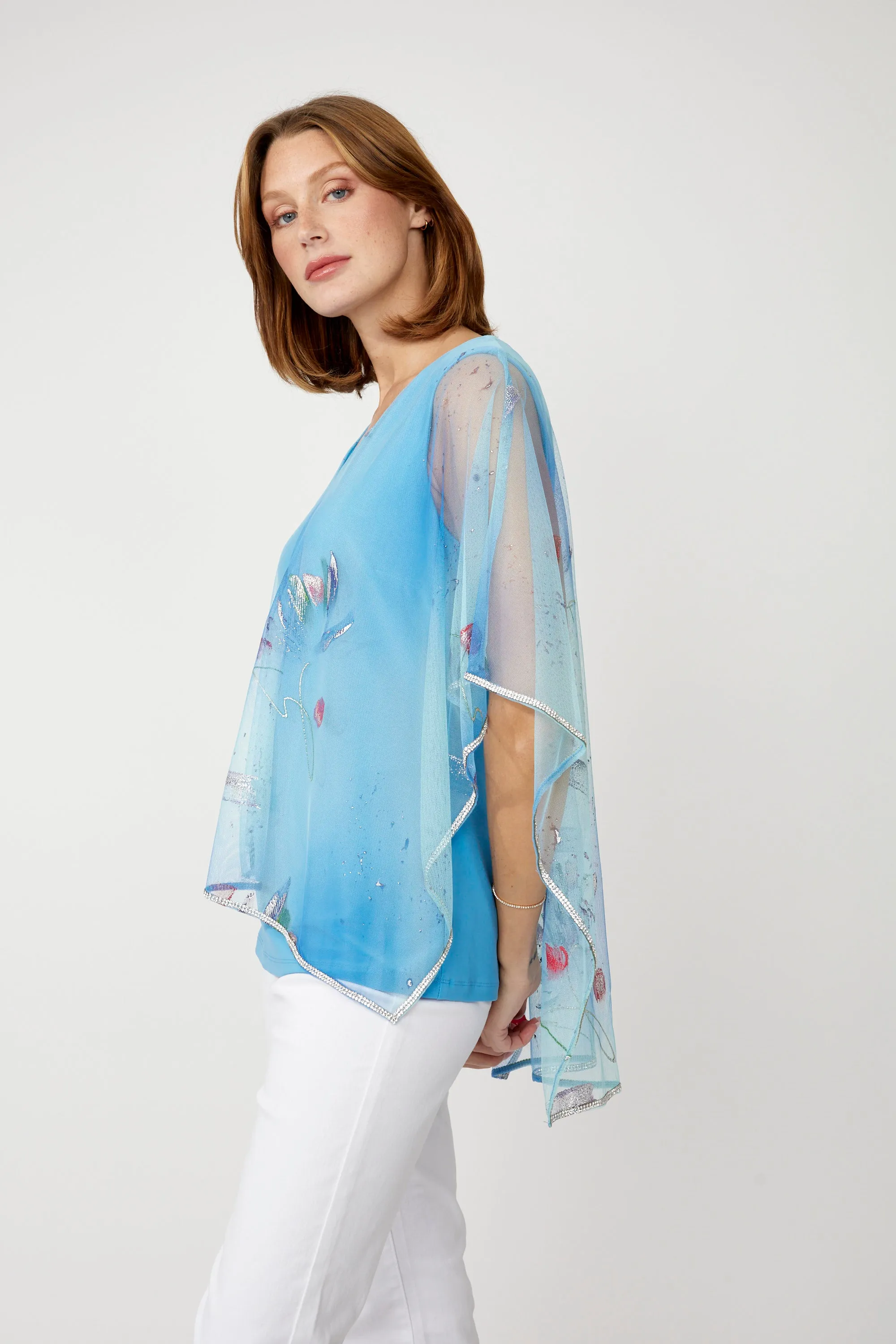 FRANK LYMAN- WOMEN'S EMBELLISHED V-NECK PULLOVER TOP