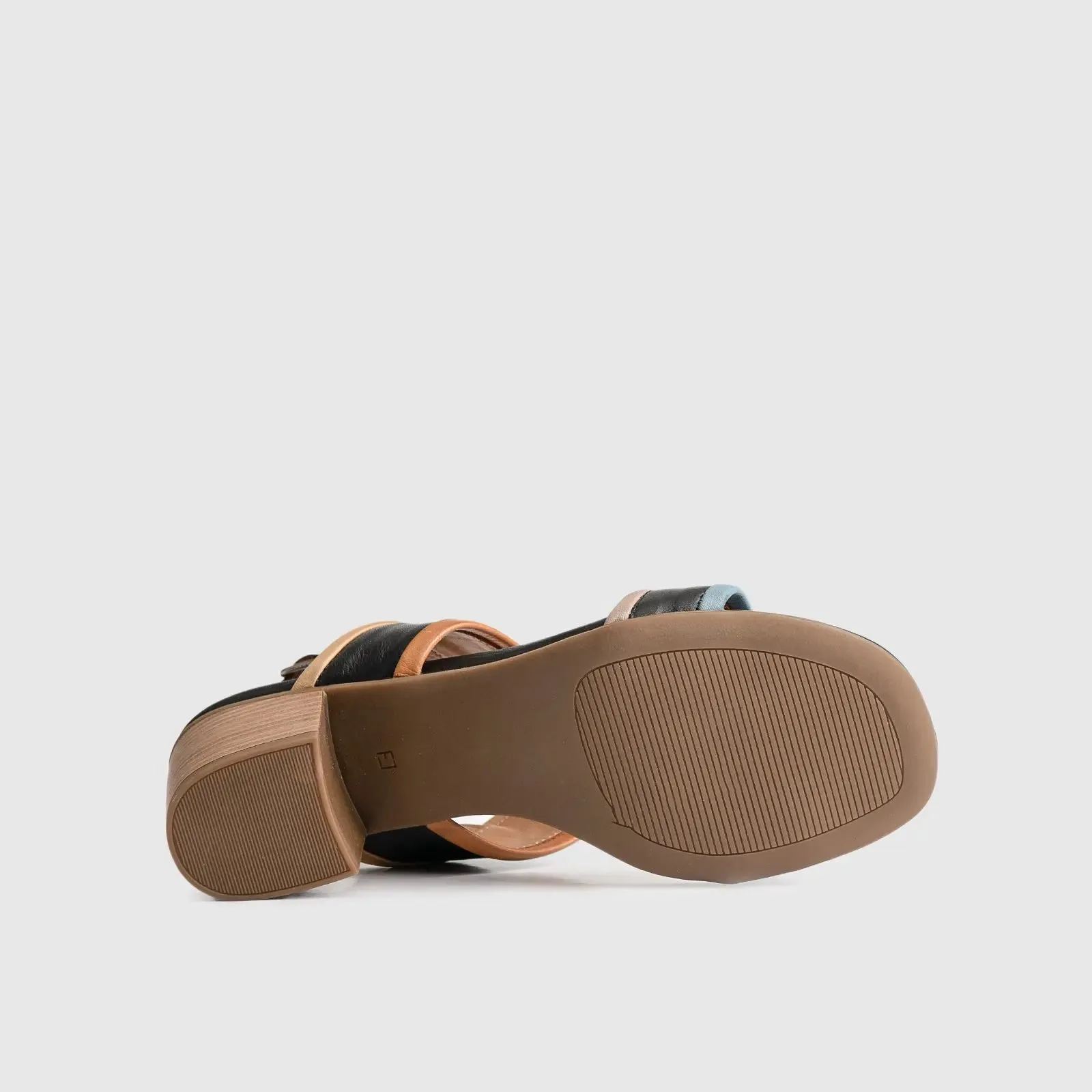 Leather Comfort Block Heel Sandal Multi 8852