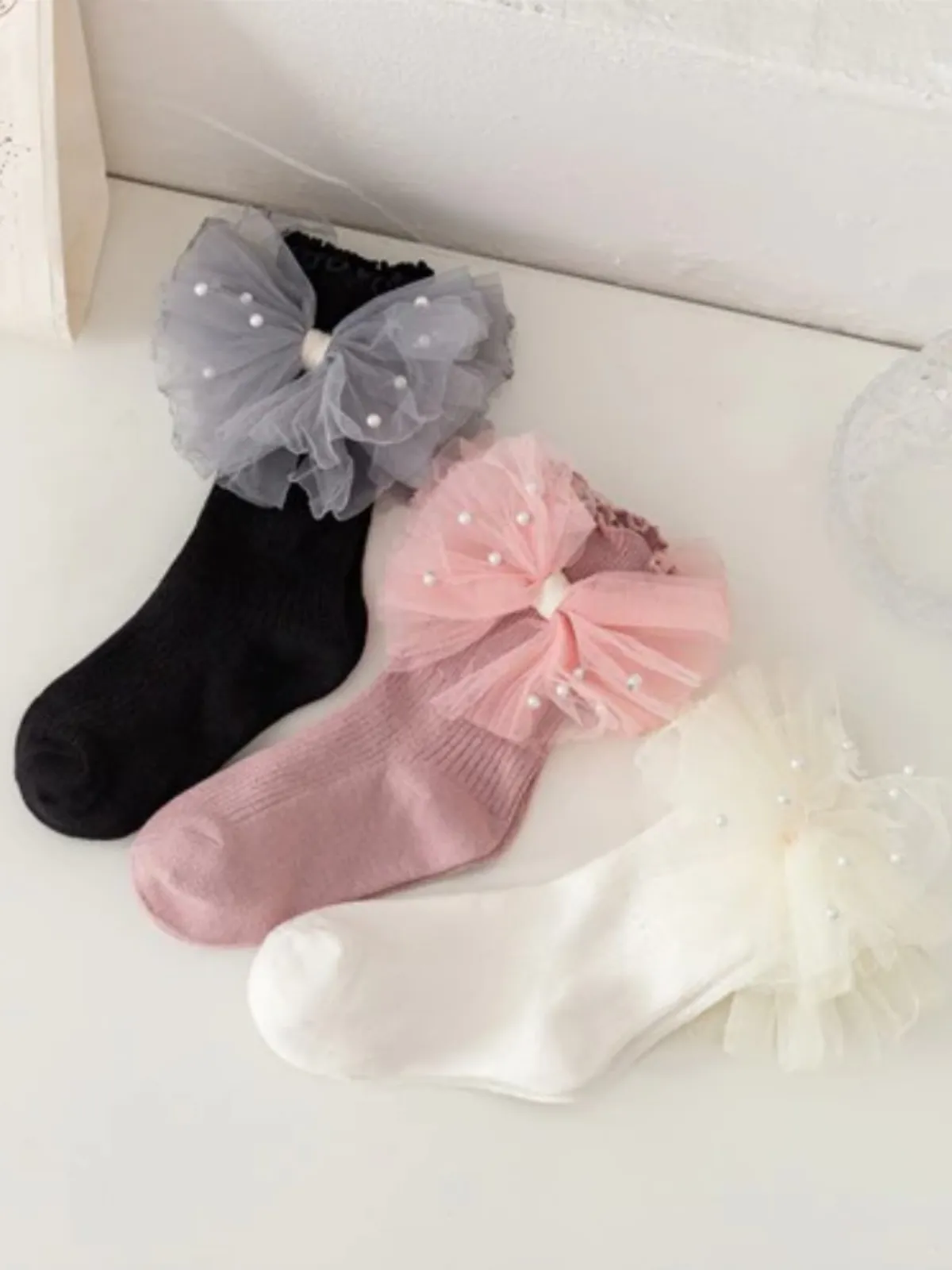 My Pearly Fashionista Socks With Bow