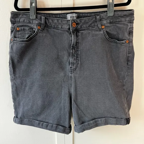 New Look Curves‎ Women’s Black Denim Boyfriend Shorts Plus Size 20