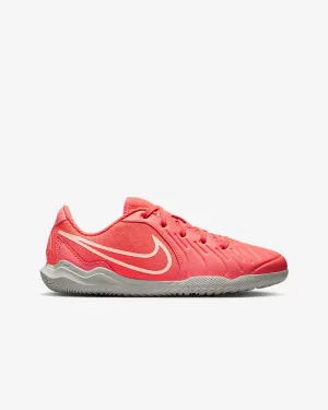 Nike Jr. Tiempo Legend 10 Club Little/Big Kids' Indoor/Court Low-Top Soccer Shoes