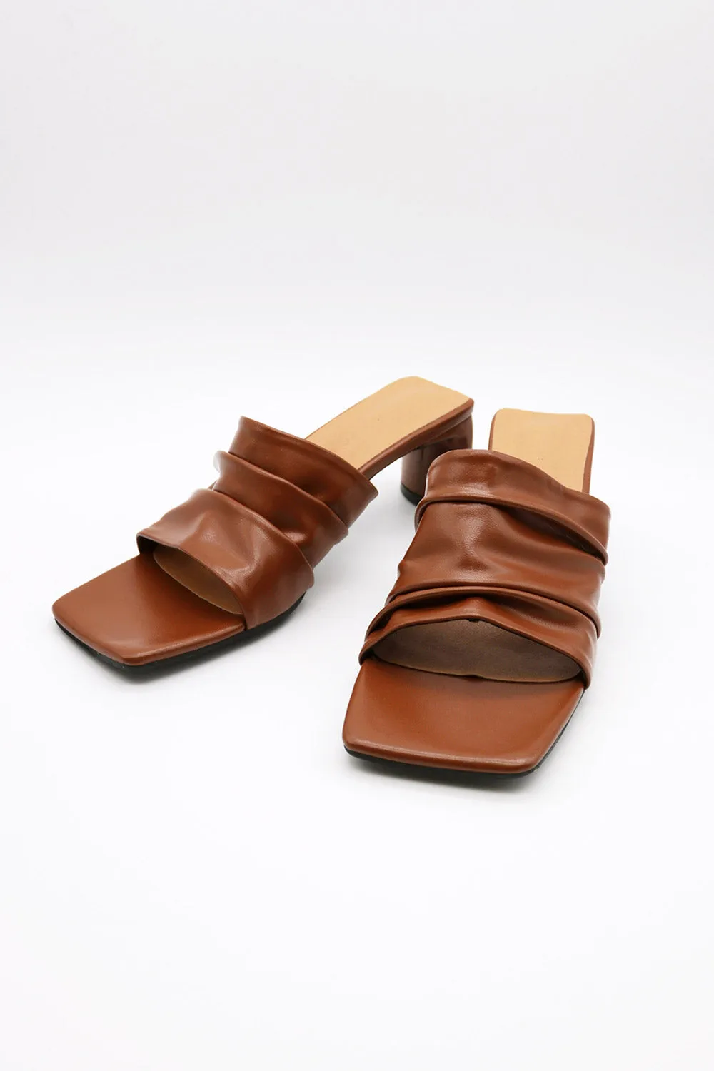 Pleather Shirring Pumps
