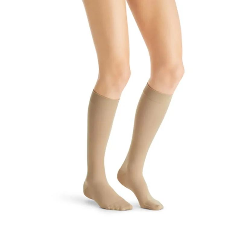 PR/1 JOBST ULTRASHEER WOMEN, KNEE HIGH PETITE, 30-40MMHG, MD, NATURAL, CLOSED TOE