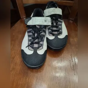 Shimano Biking shoes men's size 9