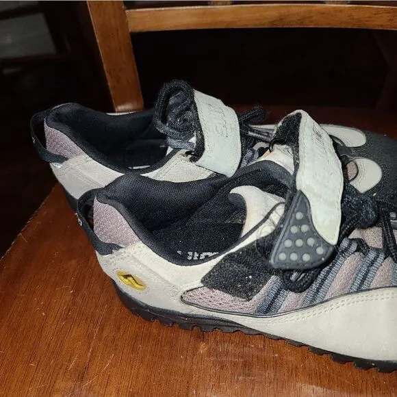 Shimano Biking shoes men's size 9