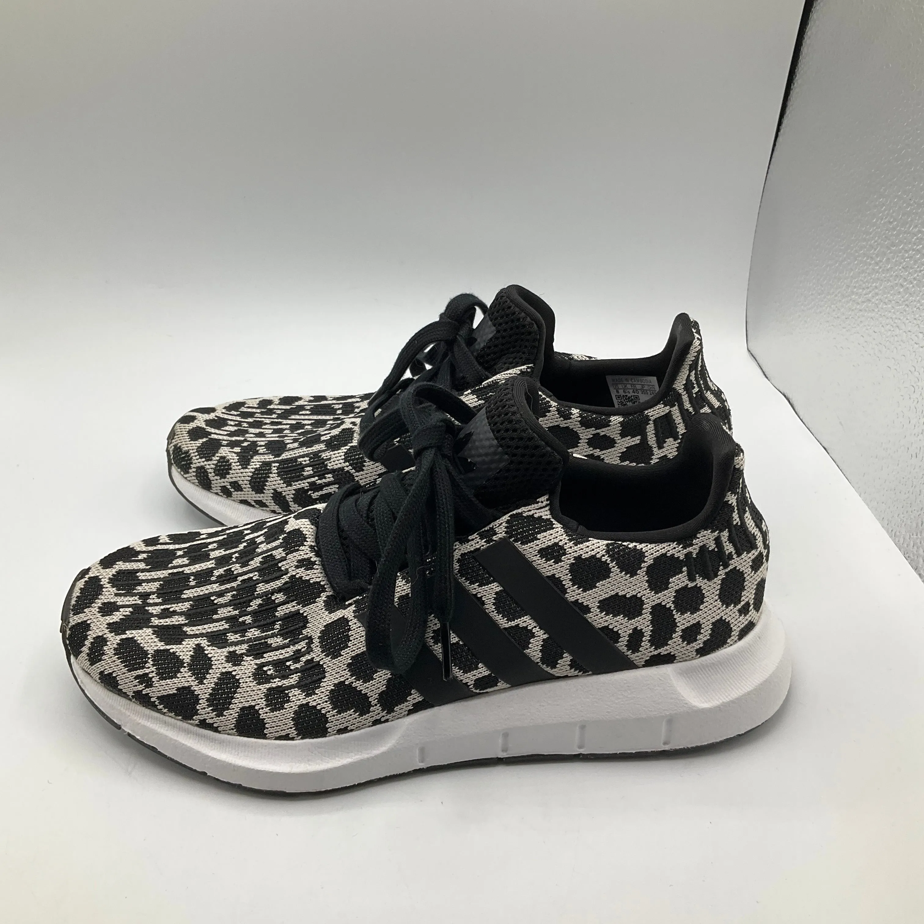 Shoes Athletic By Adidas  Size: 8