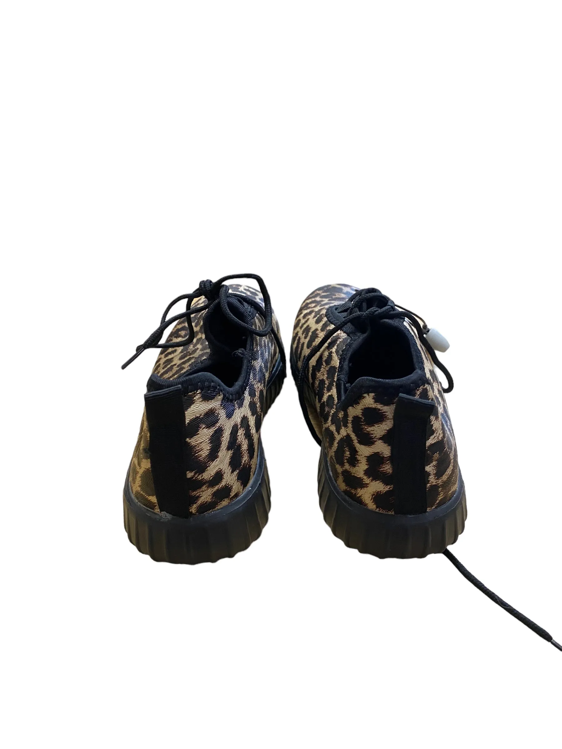 Shoes Athletic By Clothes Mentor  Size: 7