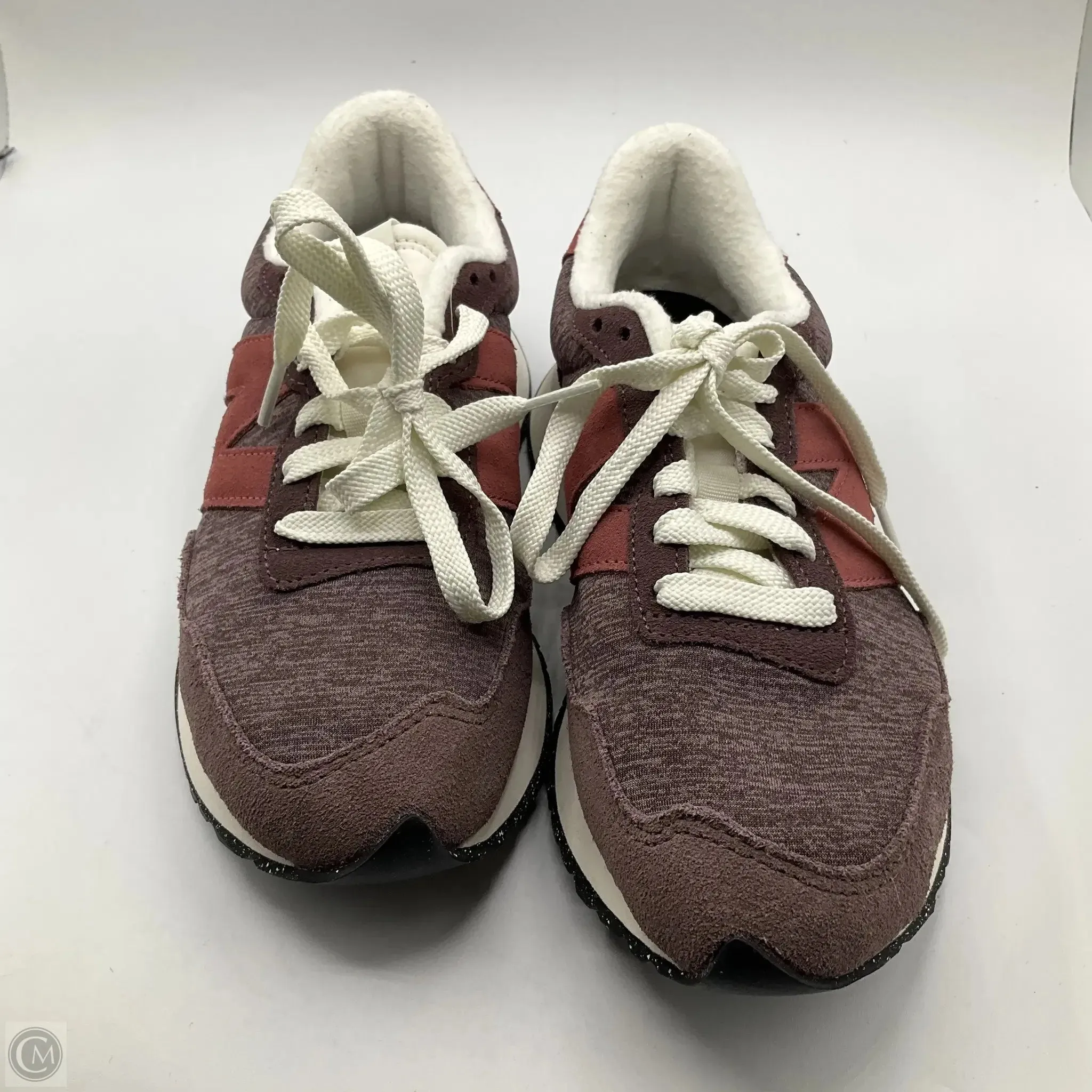 Shoes Athletic By New Balance In Multi-colored, Size: 6.5