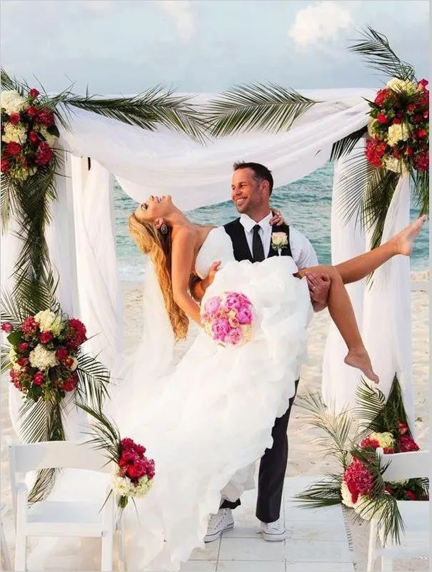 Sweetheart Princess Organza Asymmetrical Strapless Wedding Dresses