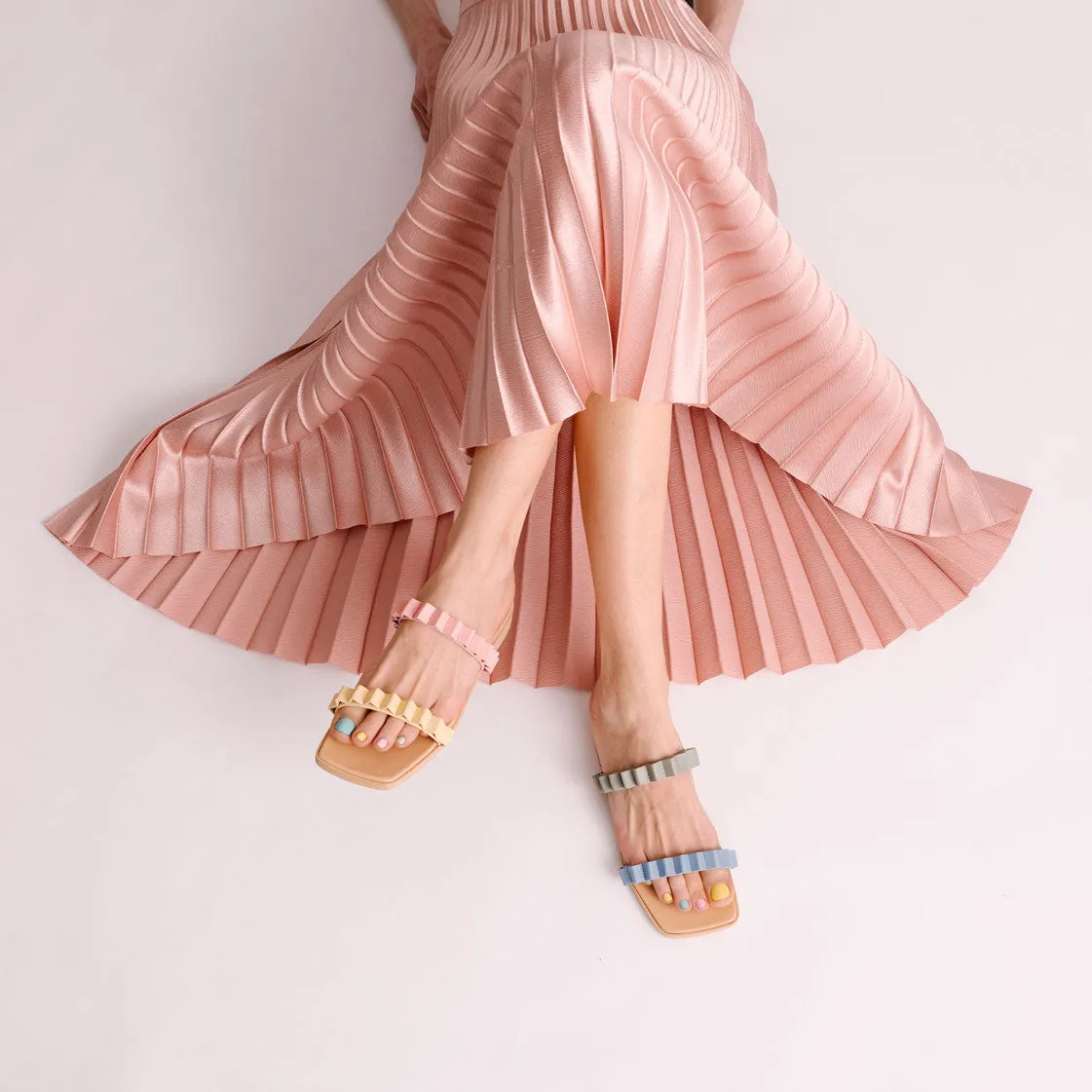 Thelma Sandal - Gummy