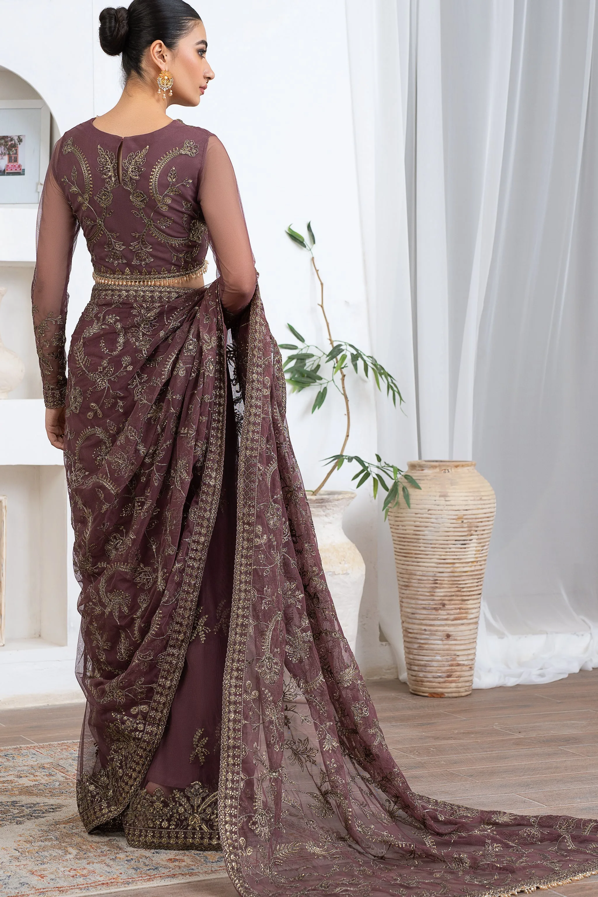 ZLM 01 ELANOR | Zarif Meeral Luxury Formals collection.